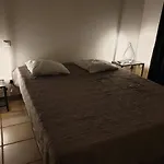 Dans Petite Résidence Avec Piscine à 10 Minutes Des Plages Proche Vecchio Hébergement de vacances Porto-Vecchio (Corsica)