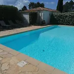 Dans Petite Résidence Avec Piscine à 10 Minutes Des Plages Proche Vecchio Porto-Vecchio (Corsica)