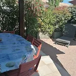 Hébergement de vacances Dans Petite Résidence Avec Piscine à 10 Minutes Des Plages Proche Vecchio *
