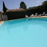 Dans Petite Résidence Avec Piscine à 10 Minutes Des Plages Proche Vecchio Hébergement de vacances *