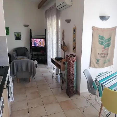 Holiday home Emmanuel