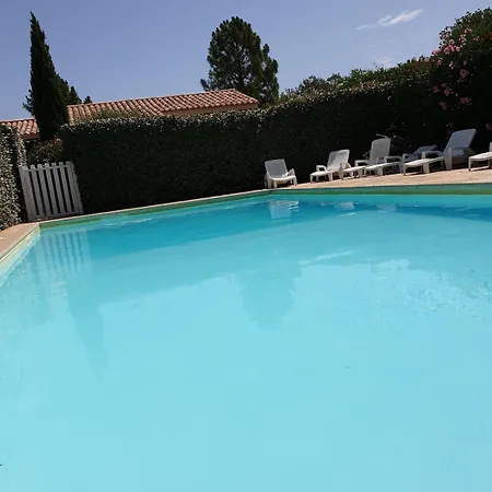 Emmanuel Holiday home *