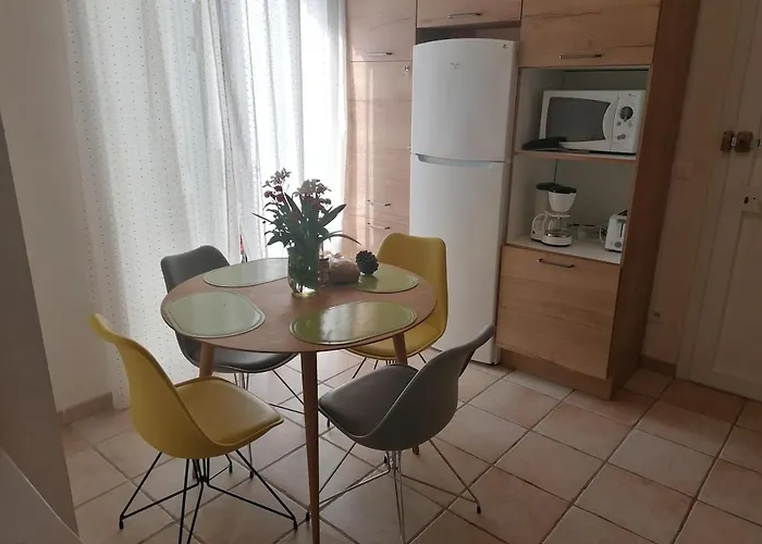 Tatil Evi Dans Petite Avec Piscine A 10 Minutes Des Plages Proche Vecchio