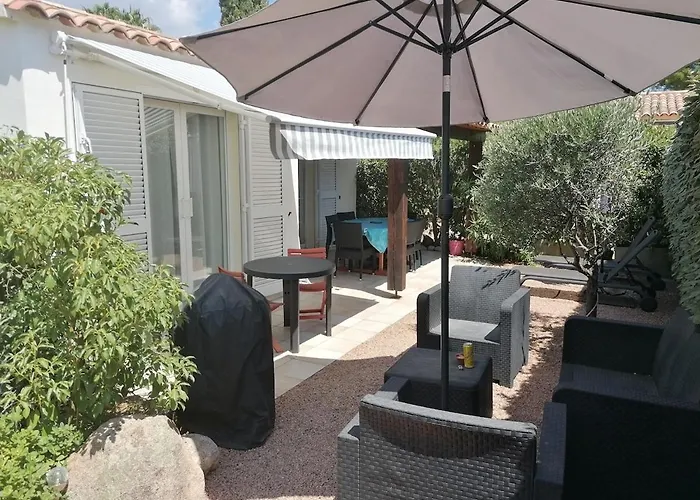 Dans Petite Avec Piscine A 10 Minutes Des Plages Proche Vecchio Tatil Evi *