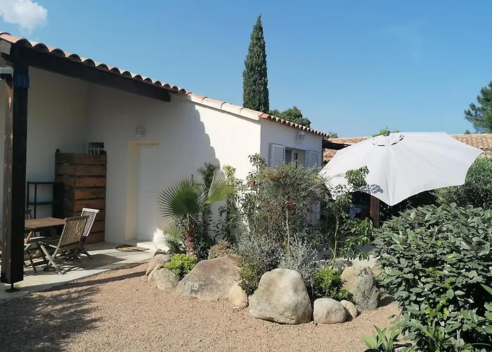 Dans Petite Avec Piscine A 10 Minutes Des Plages Proche Vecchio