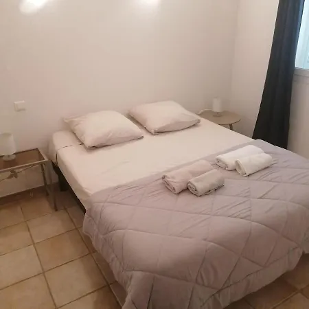 別荘 Dans Petite Avec Piscine A 10 Minutes Des Plages Proche Vecchio