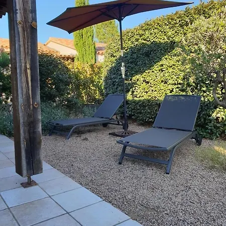 Dans Petite Avec Piscine A 10 Minutes Des Plages Proche Vecchio 別荘 ポルトヴェッキオ