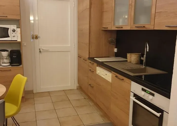 Dans Petite Avec Piscine A 10 Minutes Des Plages Proche Vecchio Porto-Vecchio (Corsica)