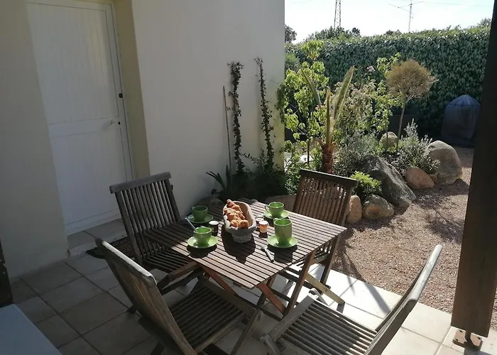 Dans Petite Avec Piscine A 10 Minutes Des Plages Proche Vecchio Porto-Vecchio (Corsica)