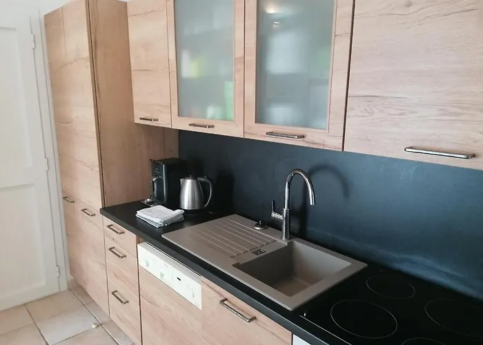 Dans Petite Avec Piscine A 10 Minutes Des Plages Proche Vecchio * Porto-Vecchio (Corsica)