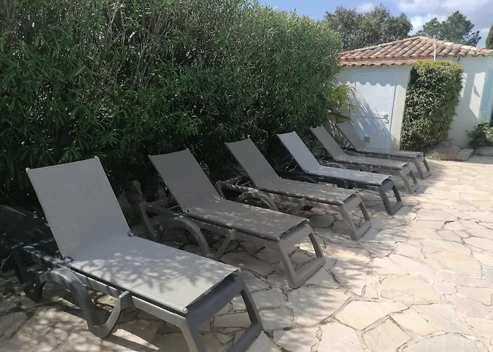 Prázdninový dům Dans Petite Avec Piscine A 10 Minutes Des Plages Proche Vecchio *