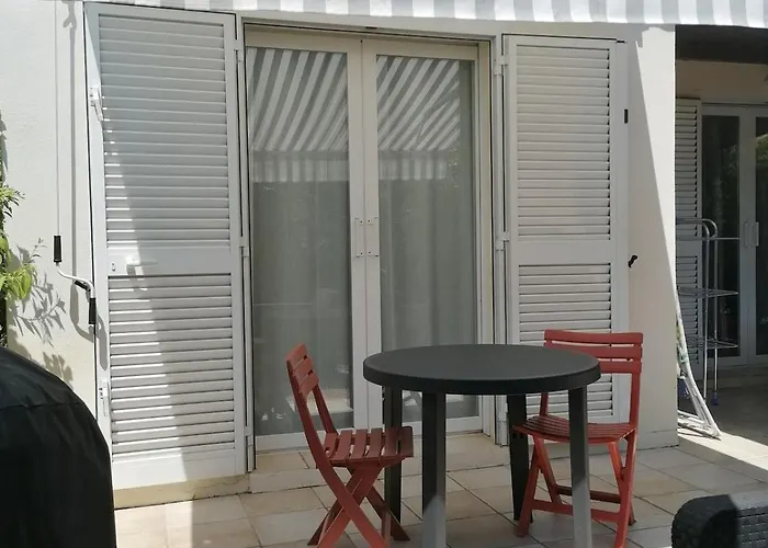 Dans Petite Avec Piscine A 10 Minutes Des Plages Proche Vecchio Holiday home Porto-Vecchio (Corsica)