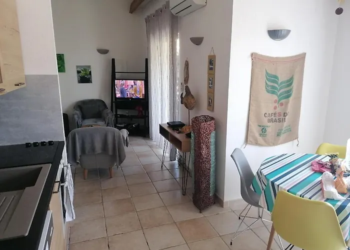 Prázdninový dům Dans Petite Avec Piscine A 10 Minutes Des Plages Proche Vecchio