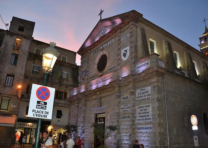 Dans Petite Avec Piscine A 10 Minutes Des Plages Proche Vecchio Porto-Vecchio (Corsica)