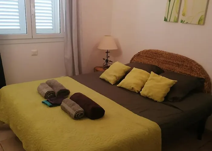 Dans Petite Avec Piscine A 10 Minutes Des Plages Proche Vecchio *