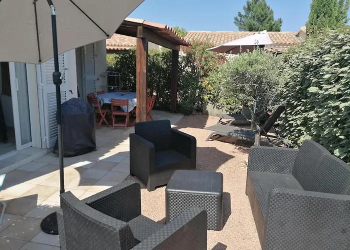 Dans Petite Avec Piscine A 10 Minutes Des Plages Proche Vecchio Porto-Vecchio (Corsica)